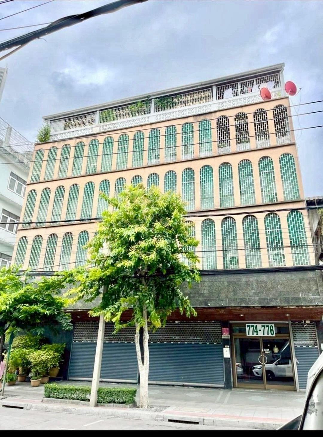 6 Bedrooms House for sale In Khlong Ton Sai Bangkok