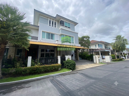 6 Bedrooms House for sale In Khlong Sam Prawet Bangkok