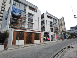 4 Bedroom House for sale in Gilmore LRT-2, Quezon City, Quezon City