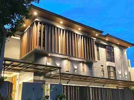 6 Bedroom House for sale in Paranaque City, Southern District, Paranaque City