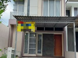 4 Bedroom House for sale in East Jawa, Wiyung, Surabaya, East Jawa