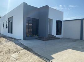 3 Bedroom Villa for sale in Crucita, Portoviejo, Crucita