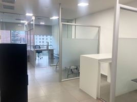 50 m² Office for rent in Parque de los Pies Descalzos, Medellín, Medellín