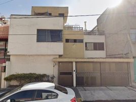 4 Bedroom House for sale in Cuauhtemoc, Mexico City, Cuauhtemoc