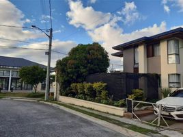 4 Bedroom House for sale in Laguna, Calabarzon, Calamba City, Laguna