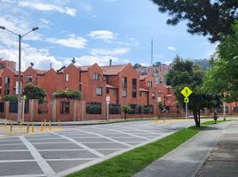 3 Habitación Villa en venta en Centro Comercial La Querencia, Bogotá, Bogotá