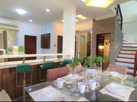 4 Bedroom Villa for sale in Gilmore LRT-2, Quezon City, Quezon City