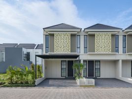 3 Bedroom Villa for sale in Lakarsantri, East Jawa, Lakarsantri, Surabaya, East Jawa, Indonesia
