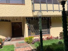 4 Bedroom Villa for sale in Fundacion Cardioinfantil-Instituto de Cardiologia, Bogota, Bogota