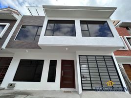 4 Bedroom House for sale in Azuay, Cuenca, Cuenca, Azuay