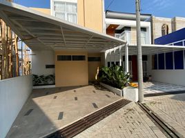 4 Kamar Vila for sale in 23 Paskal Shopping Center, Andir, Sukajadi