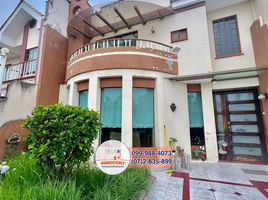 4 Bedroom House for sale in Ricaurte, Cuenca, Ricaurte