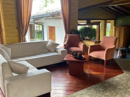 7 Bedroom House for sale in Pichincha, Quito, Quito, Pichincha