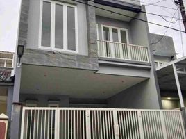 4 Bedroom House for sale in Gunung Anyar, Surabaya, Gunung Anyar