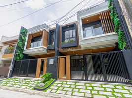 3 Bedroom House for sale at Brand new townhomes in bf resort, Las Pinas City