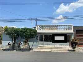 Maison 4 chambre à vendre à Monterrey, Nuevo Leon, Monterrey