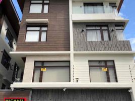 4 Bedroom House for sale in Betty Go-Belmonte LRT-2, Quezon City, Quezon City