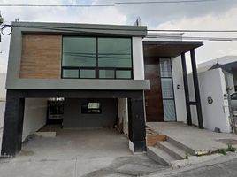 5 Habitación Casa en venta en Monterrey, Nuevo León, Monterrey