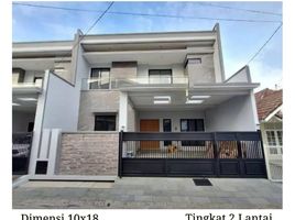 5 Bedroom Villa for sale in Mulyorejo, Surabaya, Mulyorejo