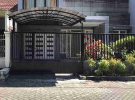 4 Kamar Vila for sale in Surabaya, East Jawa, Lakarsantri, Surabaya