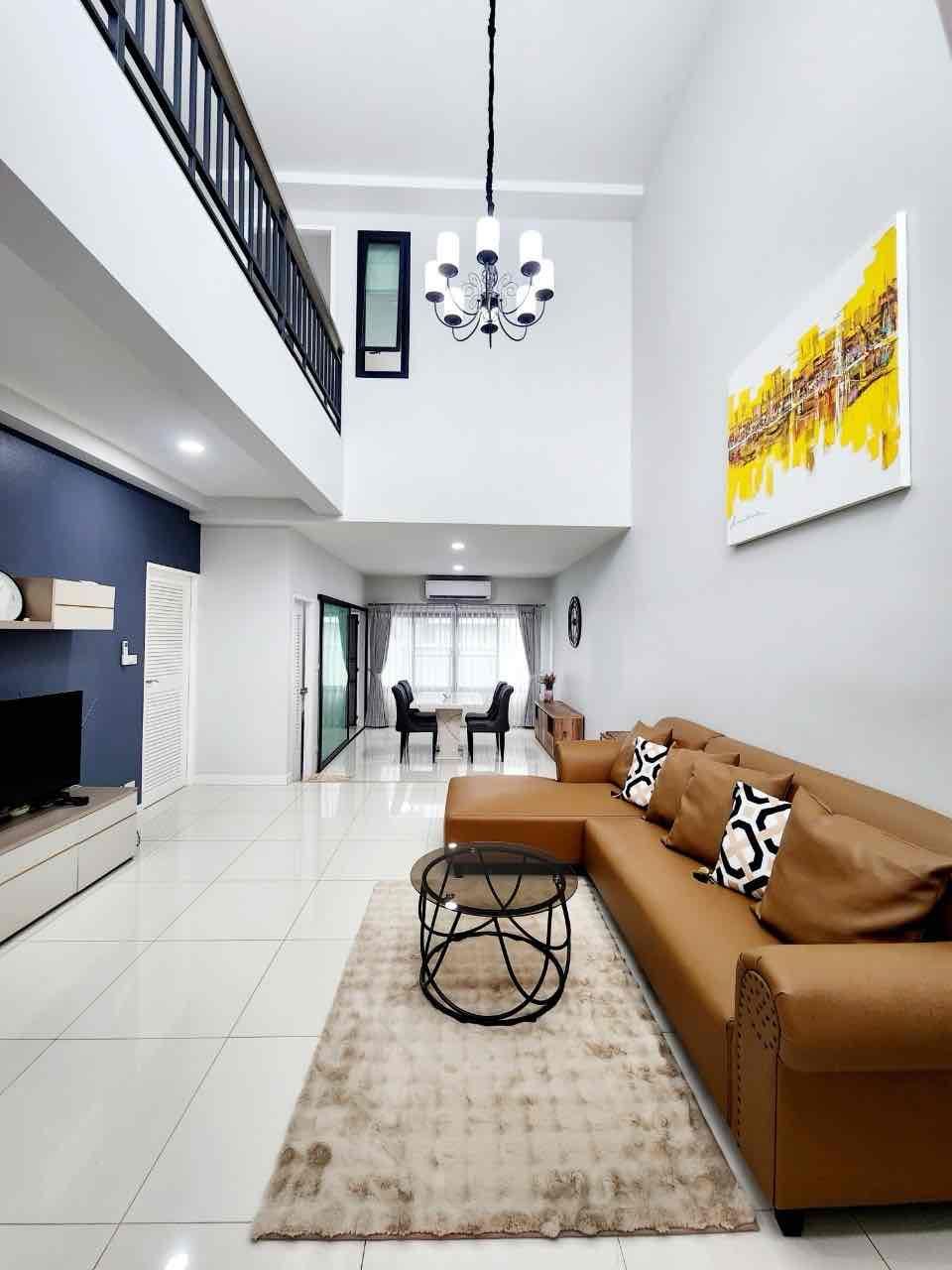 3 Bedroom Townhouse For Rent In Mae Hia, Chiang Mai