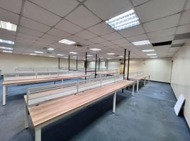 220 m² Office for rent in Manila International Airport LRT-1, Pasay City, Makati City