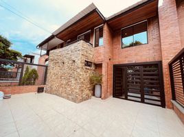 5 Bedroom Villa for sale in Cali, Valle Del Cauca, Cali