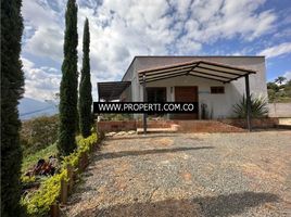 3 Habitación Villa en venta en Colombia, Envigado, Antioquia, Colombia