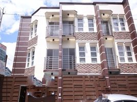 4 chambre Maison de ville for sale in Roosevelt LRT-1, Quezon City, Quezon City