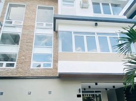 5 Bedroom Townhouse for rent at Lindenwood Residences, Muntinlupa City, Southern District