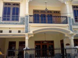 8 Bedroom House for sale in Waru, Sidoarjo, Waru