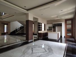 6 Bedroom House for sale in Cilandak Town Square, Cilandak, Pesanggrahan