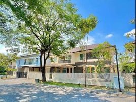 5 Bedroom House for sale in Tunjungan Plaza, Tegal Sari, Tegal Sari