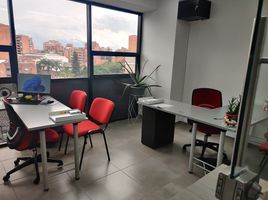 34 m² Office for rent in Centro Comercial Unicentro Medellin, Medellín, Medellín