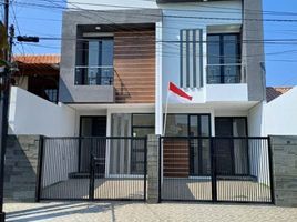 3 Bedroom House for sale in Surabaya, East Jawa, Rungkut, Surabaya