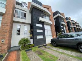 3 Bedroom House for sale in Cumbaya, Pichincha, Cumbaya