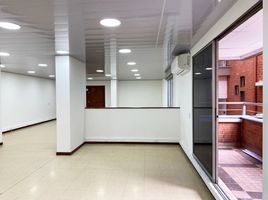 108 m² Office for rent in Centro Comercial Unicentro Medellin, Medellín, Medellín