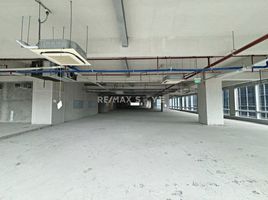 1,734 SqM Office for rent in Uptown Mall - Uptown Bonifacio, Makati City, Makati City