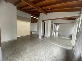 180 SqM Office for rent in Medellin, Antioquia, Medellin