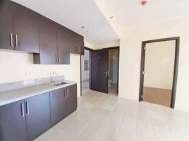 3 Bedroom Condo for rent at The Rochester, Pasig City