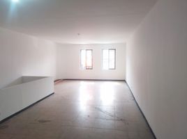 130 SqM Office for rent in Centro Comercial Unicentro Medellin, Medellin, Medellin