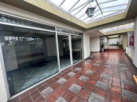 150 SqM Office for sale in Cathedral of the Immaculate Conception, Cuenca, Cuenca, Cuenca