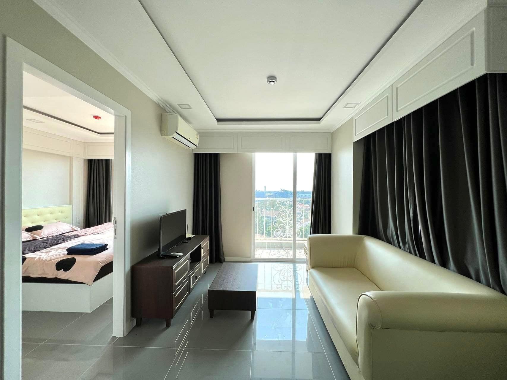 1 Bedroom Apartment For Rent At The Orient Resort And Spa