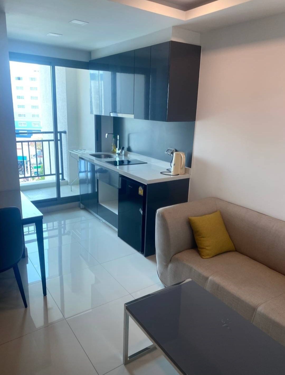 1 Bedroom Apartment For Rent At Arcadia Beach Continental