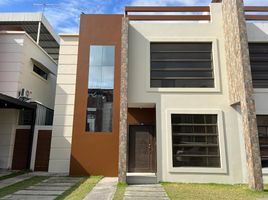 3 Bedroom House for sale in Portoviejo, Manabi, Portoviejo, Portoviejo