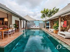 3 Kamar Rumah for sale in Beachwalk Shopping Centre, Kuta, Kuta