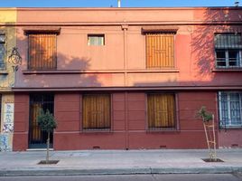 4 Bedroom House for sale in Cerro San Cristobal, Santiago, Santiago, Santiago
