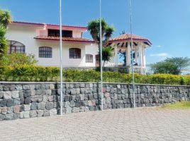  Villa zu verkaufen in Quito, Pichincha, Tumbaco