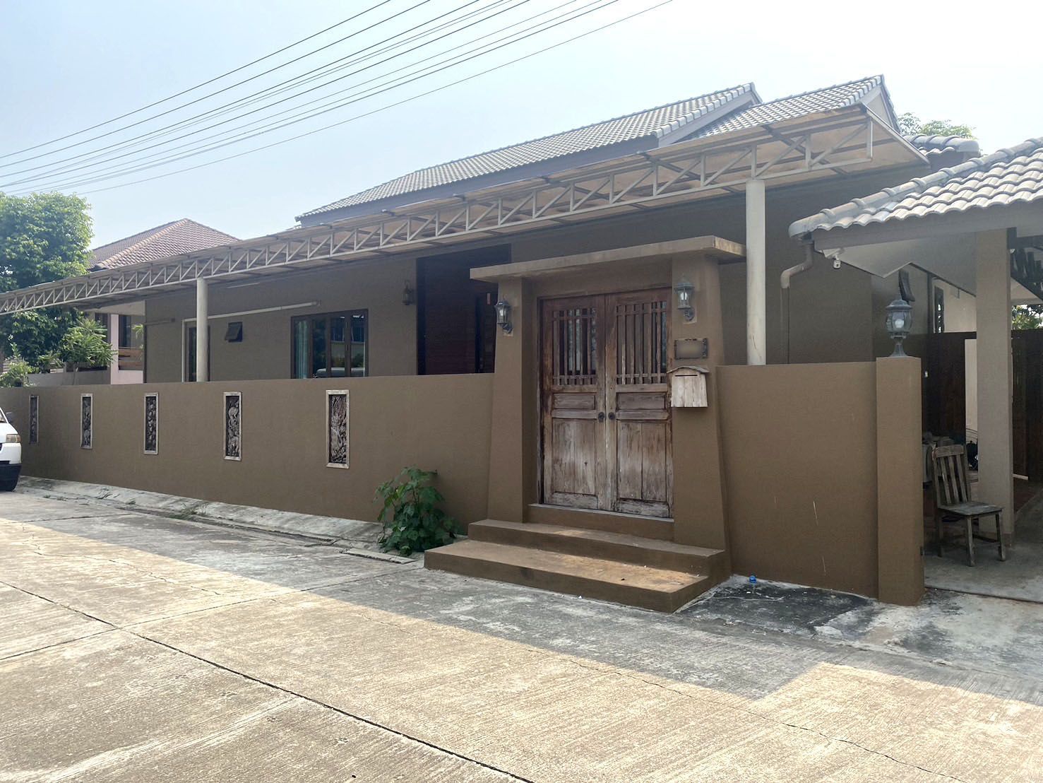4 Bedroom Villa For Rent In Chai Sathan, Chiang Mai