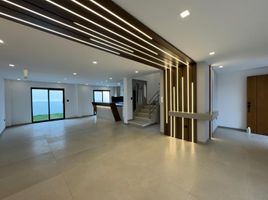 4 Habitación Casa en venta en Loja, Loja, Loja, Loja